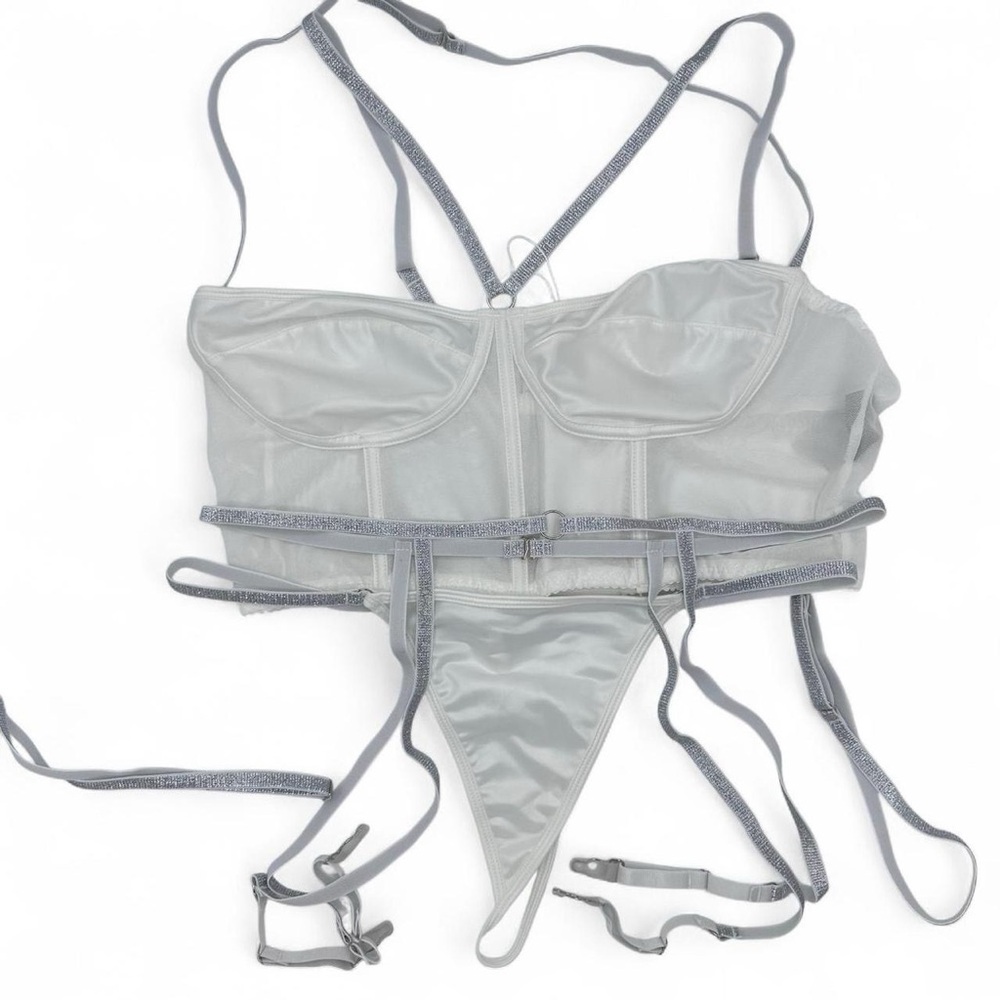 NEW White 4 Piece Lingerie Set White Silver Metallic size Extra Large